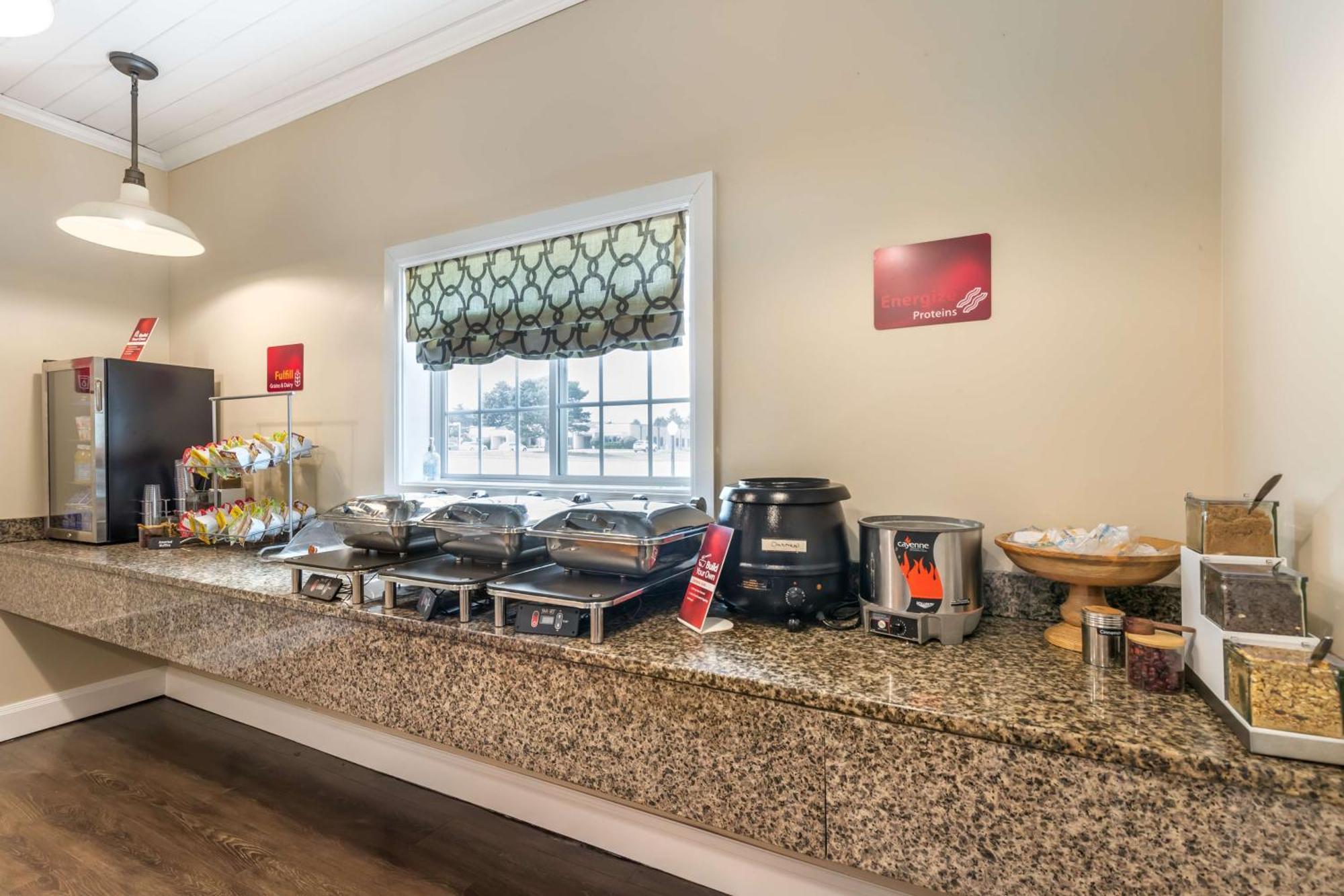 Best Western Plus University Park Inn & Suites Ames Εξωτερικό φωτογραφία