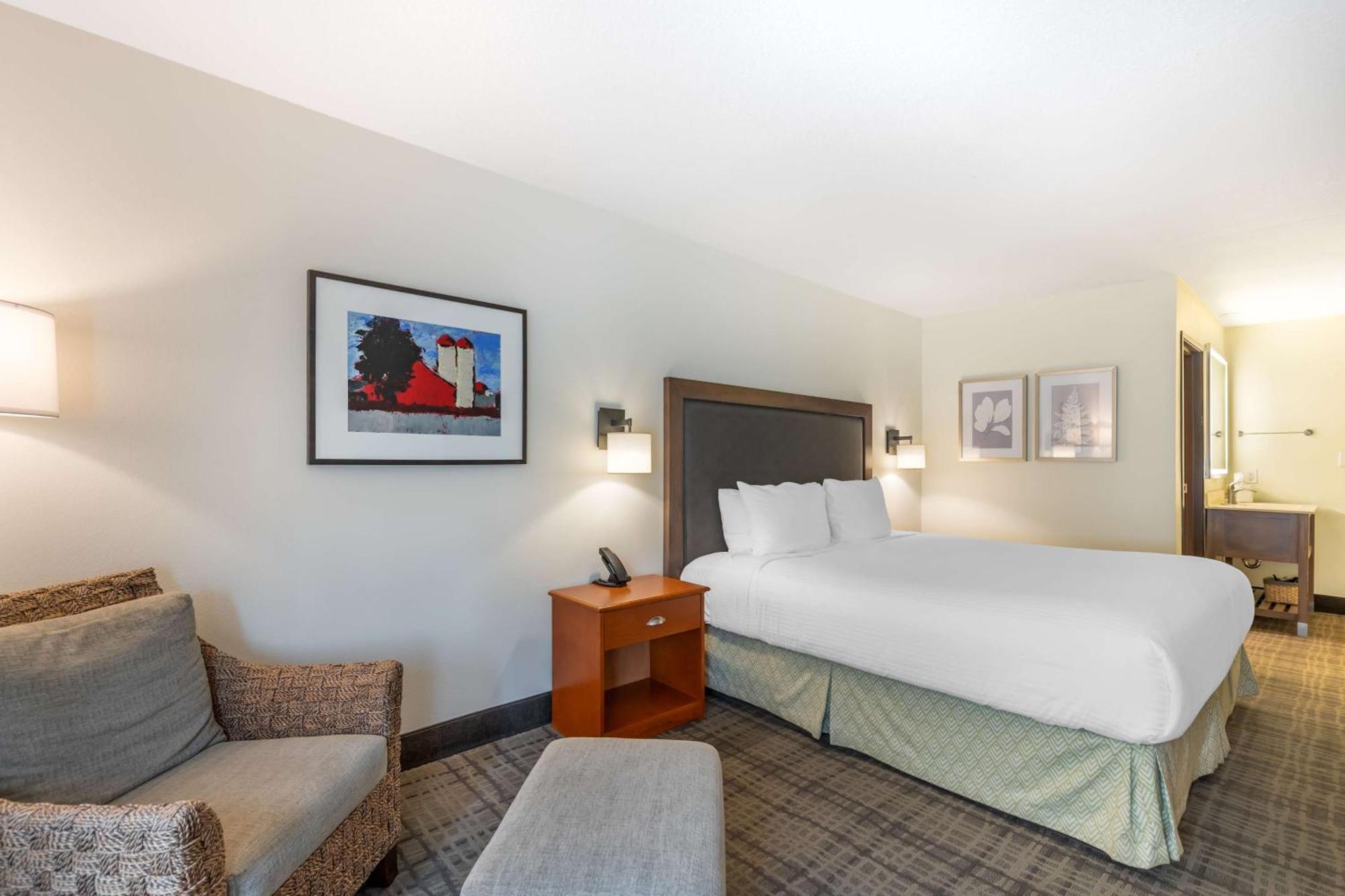 Best Western Plus University Park Inn & Suites Ames Εξωτερικό φωτογραφία