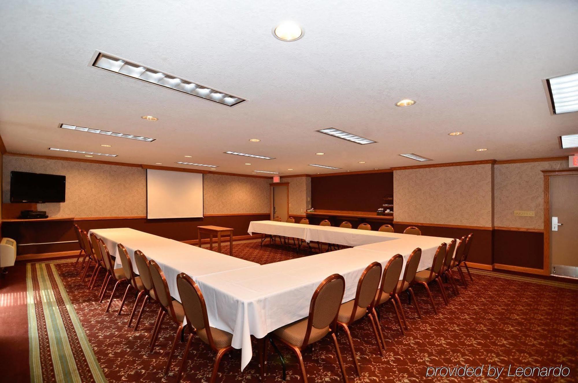 Best Western Plus University Park Inn & Suites Ames Εξωτερικό φωτογραφία